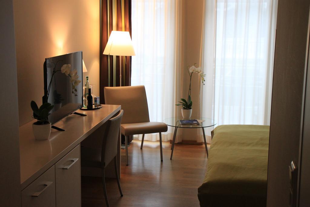 Nymphe Strandhotel & Hotel