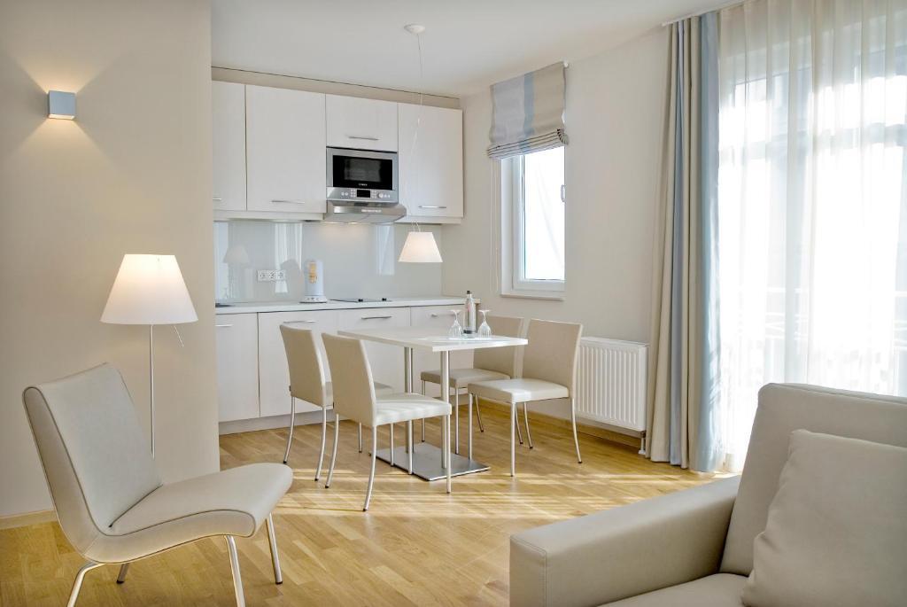 Nymphe Strandhotel & Hotel